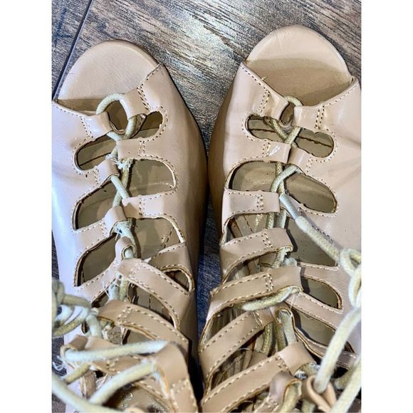 Women’s Forever Vivian Open Toe Lace Up Heels - Picture 15 of 15